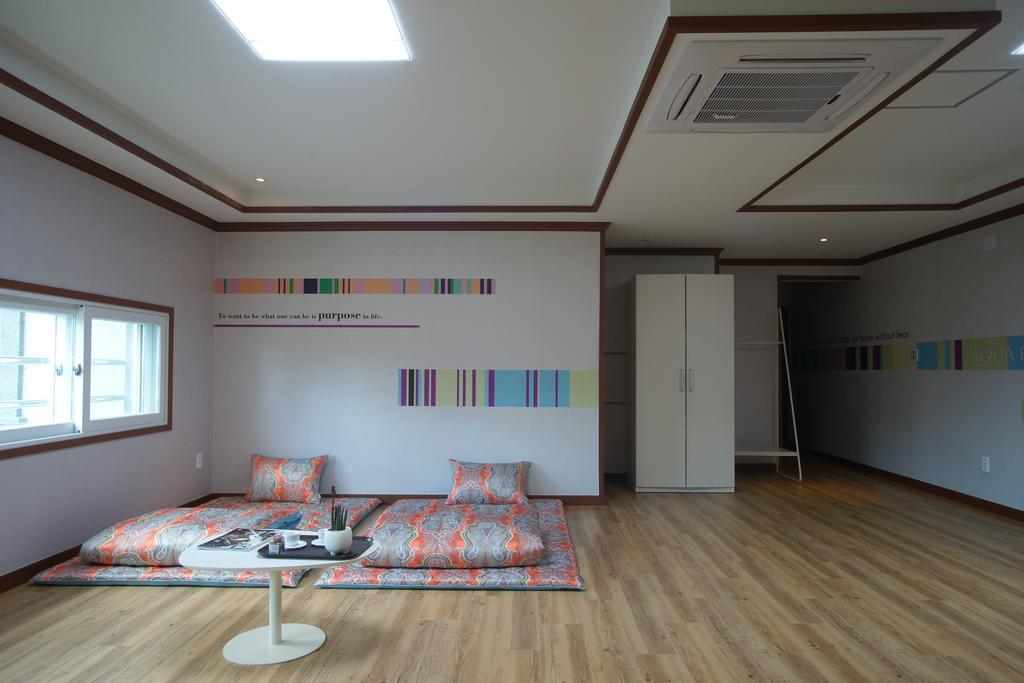 Seongsan Aqua Beach Hotel Сеогвипо Екстериор снимка