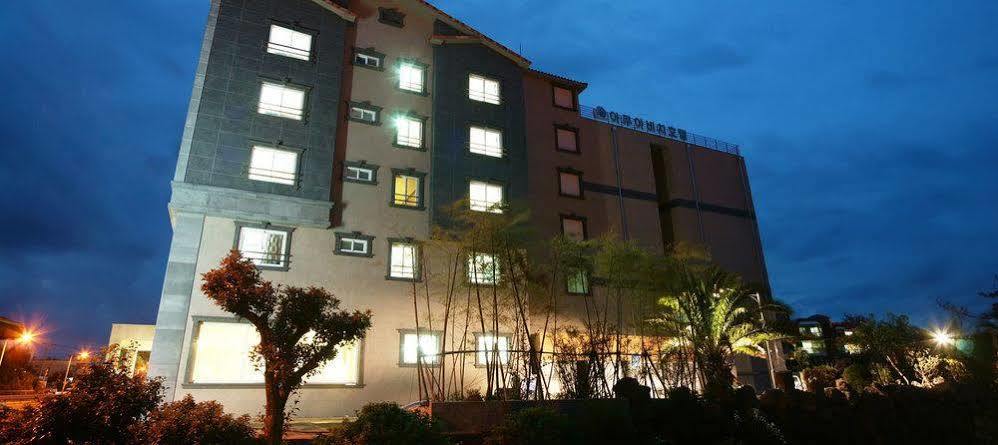 Seongsan Aqua Beach Hotel Сеогвипо Екстериор снимка